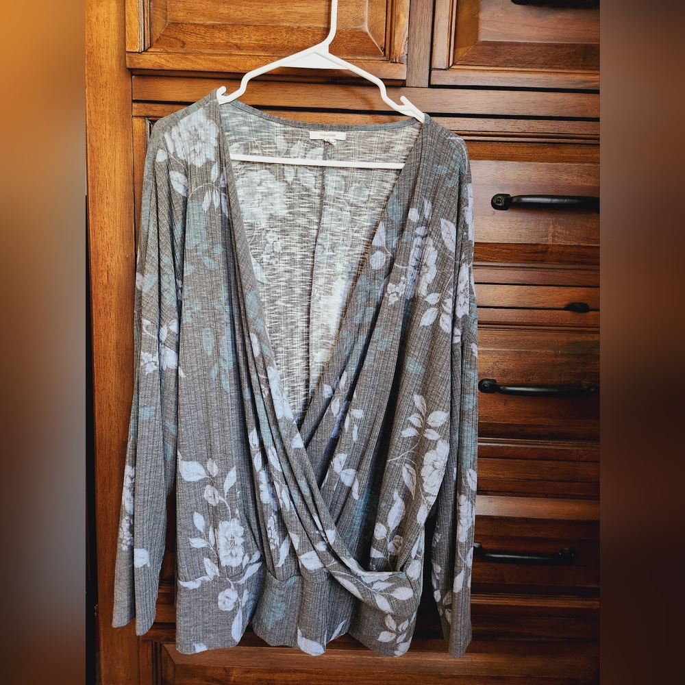 Maurices - Long sleeve top - Grey & Blue